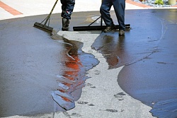 Советы и рекомендации по использованию герметизирующих пропиток для асфальта в жаркую погоду